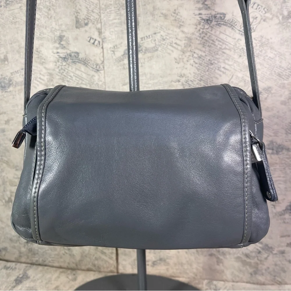 La Bagagerie Gray Leather Crossbody Bag Multi Pocket Organizer Messenger Purse